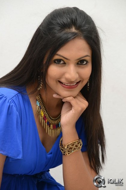 Swetaa-Varma-at-Gang-Of-Gabbar-Singh-Movie-Audio-Launch